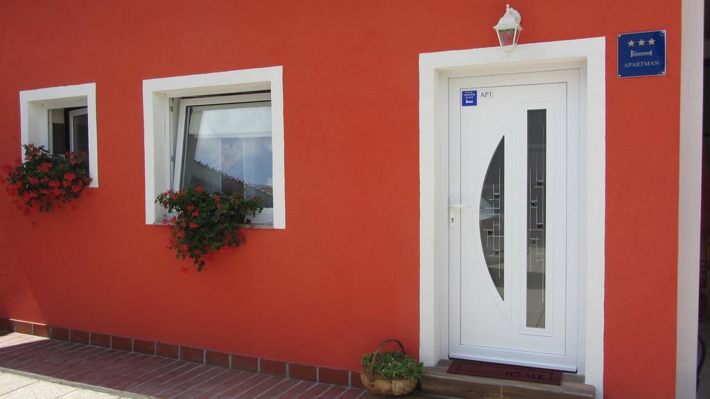 Apartment Marin Ogulin Exterior foto